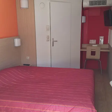 Premiere Classe Lyon Est Aeroport Exupery * Saint-Laurent-de-Mure
