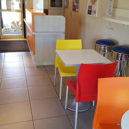 Premiere Classe Lyon Est Aeroport Exupery Hotel