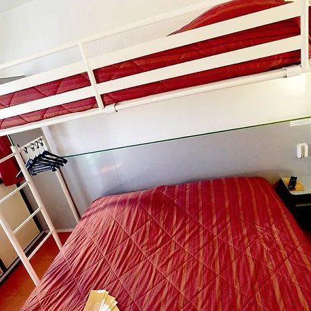 Hotel Premiere Classe Lyon Est Aeroport Exupery Saint-Laurent-de-Mure