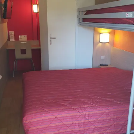 מלון Premiere Classe Lyon Est Aeroport Exupery סן-לורן-דה-מור
