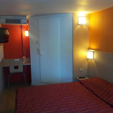 Premiere Classe Lyon Est Aeroport Exupery Hotel