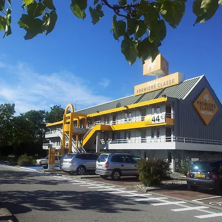 Premiere Classe Lyon Est Aeroport Exupery Hotel *