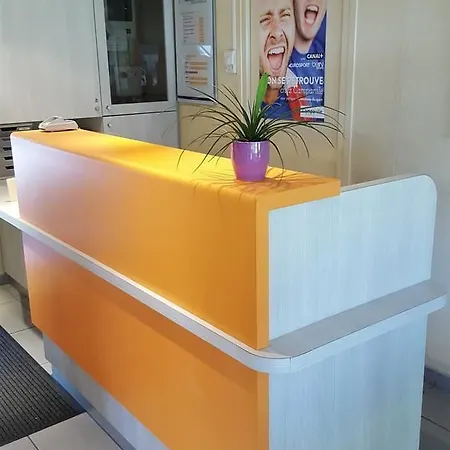 Hotel Premiere Classe Lyon Est Aeroport Exupery